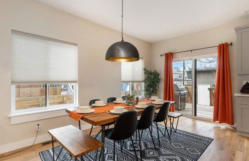 Walk to Broncos Stadium Hot tub & Rooftop - Foto 6