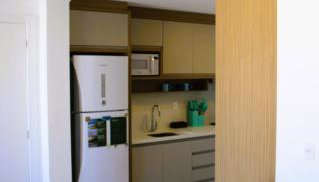 Apto de duas suítes com vista mar - 100 metros da praia em Canasvieiras - Foto 3