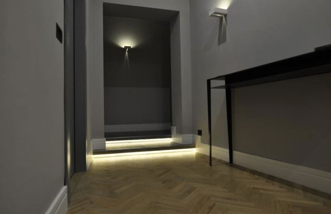 Place 24 Suites & Wellness - Photo 30