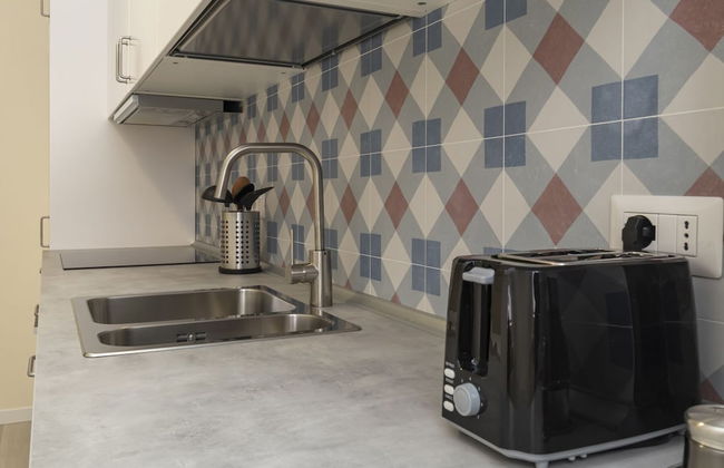 JOIVY Modern 2bed flat with balcony, 250m from M5 Foppa and M2 Sant'Agostino - Photo 12