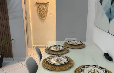 Apartamento em Santos no Gonzaga em frente a praia - Foto 1