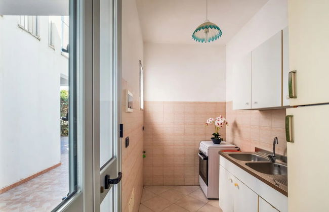 Private Villa With Wi-fi, Parking and air Conditioning - Photo 5