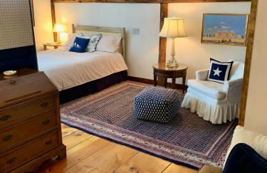 Charming 4BR colonial close to downtown - Foto 11