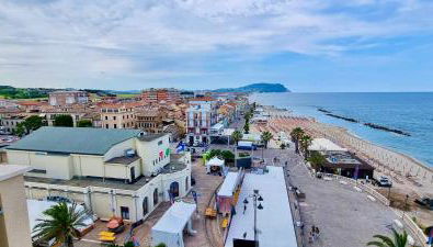 P012 - Porto Recanati, meraviglioso trilocale fronte mare - Foto 1