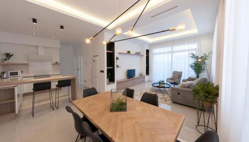 Apartamentos La Laguna I Luxury Apartments - Photo 1