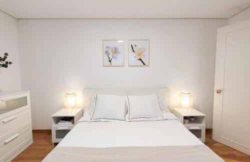 DFLAT Escultor Madrid Apartments - Photo 28