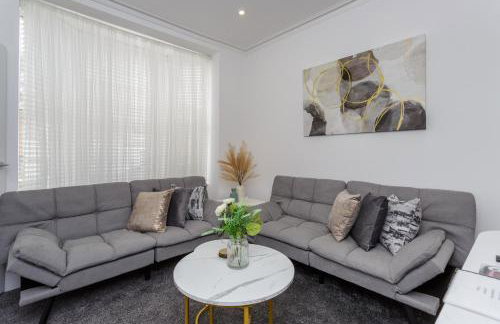 Open Mind Property - 3 Bedroom , Henderson Lodge - Foto 2