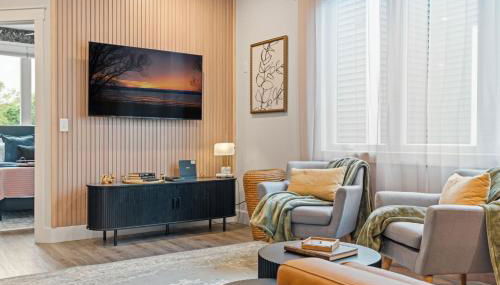 Stone Flora 2BR Condo Near Downtown and Bay - Photo 5