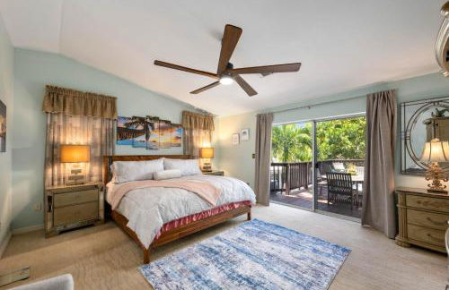 Gulf Access Waterfront Oasis with Heated Pool! Near Beach & Mercato! - Foto 24