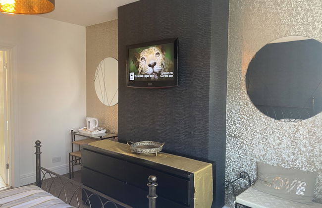 6 Bed-sleeps 12-hot Tub-free Parking-pet Friendly - Photo 7