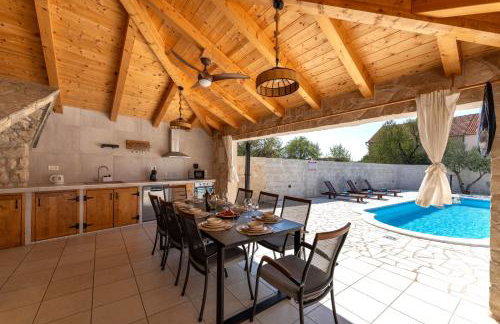 MY DALMATIA - Holiday home Briscola with private pool and amazing outside kitchen - Photo 22