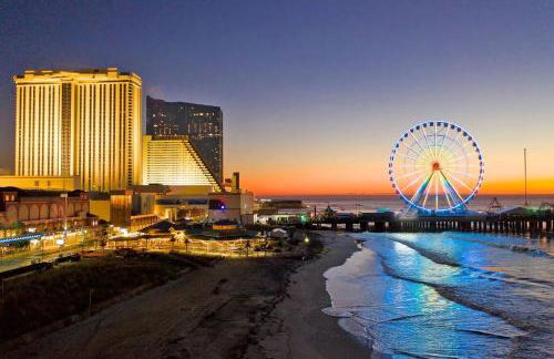 AMAZING!!!! Luxury 5BR, Steps to beach and Fun! Fully Renovated Beach house! - Foto 34