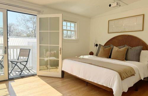 Spacious 3-Floor Downtown Retreat - Prime Location - Foto 1