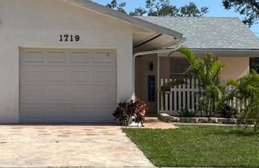 Tropical House - Photo 20