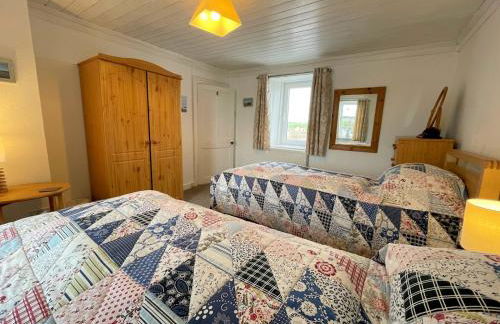 Traditional Cottage with Beautiful Views - Pass the Keys - Foto 24