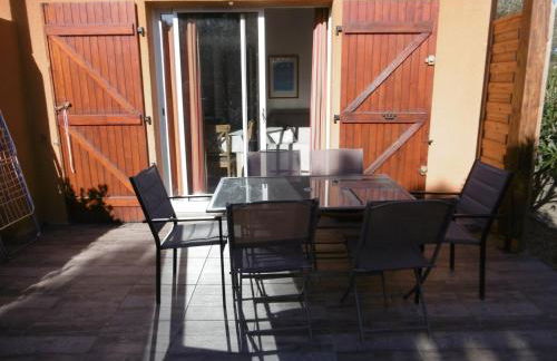 Holidayland Résidence Beau Soleil villa avec piscine - Photo 14