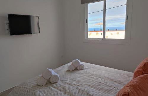 CASA PIRÁMIDE 3. Terraza WiFi y Parking Privado - Foto 10