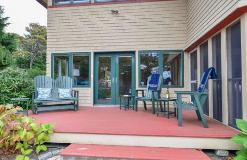 Beautiful backyard pool deeded beach rights - Foto 40