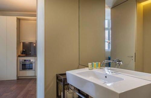 039 8 Building Studio 222 - Garden View - Photo 13