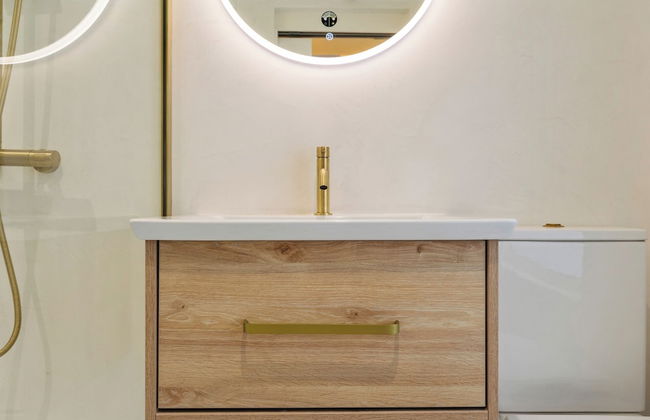 Modern 2-bed Apartment - Sleeps 6 - Seafront View - Foto 10