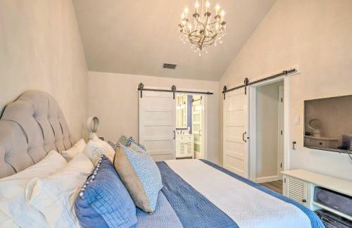 Horseshoe Bay Townhome with Patio and Outdoor Pool! - Foto 13