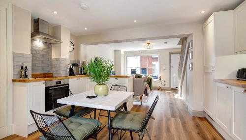 Beautifully refurbished cottage in lower Wivenhoe. - Foto 2