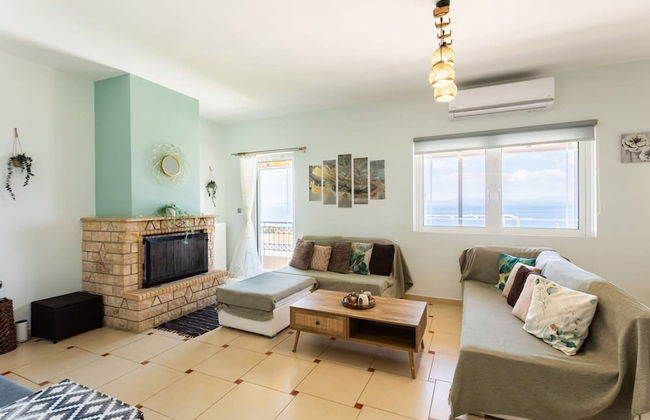 Verga Beachside Getaway With Panoramic Seaviews - Foto 2