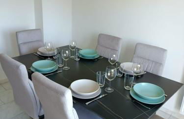 D-Quadrat FeWo "Doni" für Familien, Geschäftsreisende und Urlauber, mit 3 Zimmern, Tageslichtbad, Südbalkon und Kingsize-Betten, für bis max 6 Erwachsene und 2 Kleinkinder - Foto 11