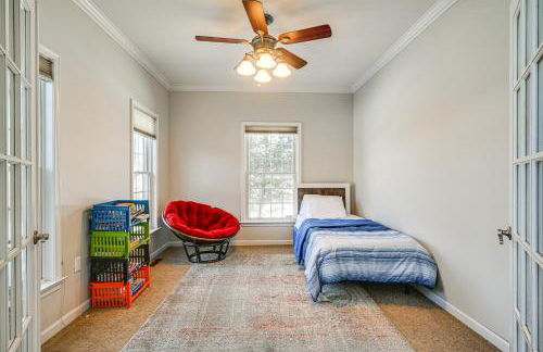 Pool and Furnished Patio Group Getaway in Hershey - Foto 19