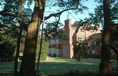 Avon Tyrrell Outdoor Activity Centre - Foto 3