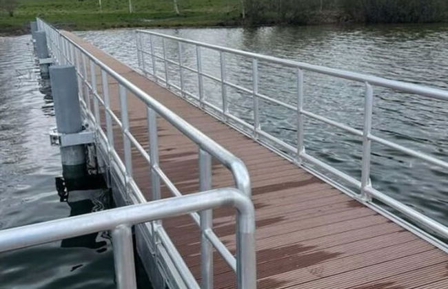 Courtyard View - Manor by the Lake - Photo 28