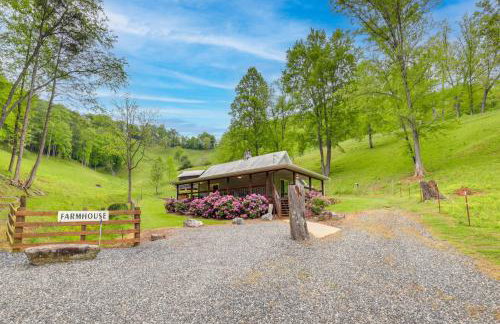 Cozy Mars Hill Farmhouse with Scenic Views - Foto 24