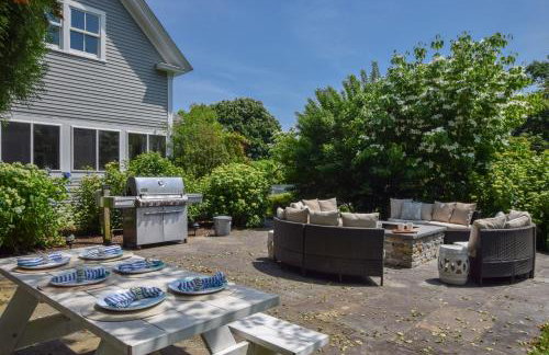 Gorgeous Traditional Home Modern Amenities Downtown Harwichport - Foto 45