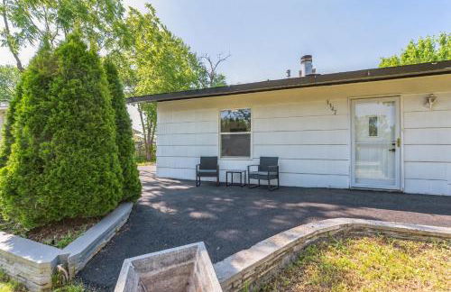 Charming Contemporary Family Home home - Foto 31