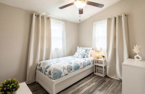 Light & Cozy Oasis with Private Pool and Hot Tub - Foto 50