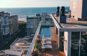 Apê elegante, terraço Lindo e ótima localização - Foto 24