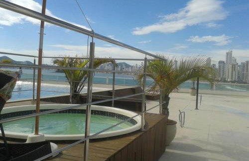 Apto top, a melhor vista de Balneário Camboriú! - Foto 4