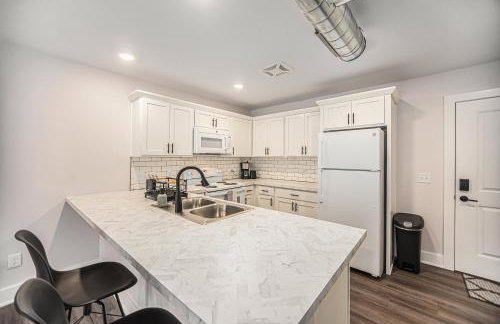 Upscale Abode - Brand New Corporate Apt Downtown - Foto 10