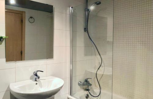 Luminoso Apartamento a 10 minutos de Granada con Piscina - Photo 15