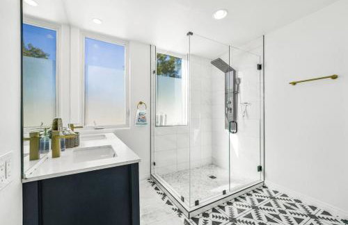 Ocean Bay Views with Private Rooftop Hot Tub - Foto 66