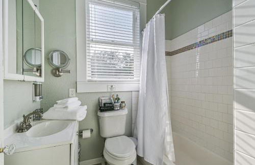 3 Unit Historic Charmer near Beach, Pier, Dining - Foto 37