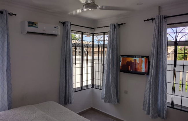 Mkamiti Villa Airport Hotel - Photo 9