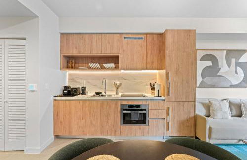 Modern Condo in Downtown Miami Near Bayside - Foto 14