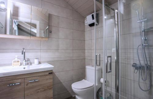 Zoe's Villa - Modern Karystos Apartments By The Port & Beach - Foto 42