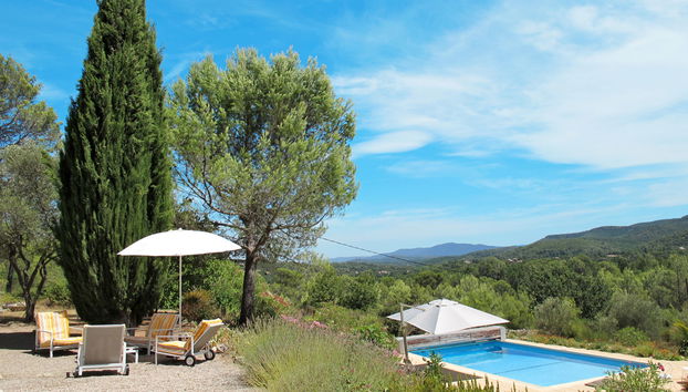 4 bedroom House in Forcalqueiret with private pool and garden - Photo 2, Pool Outdoor