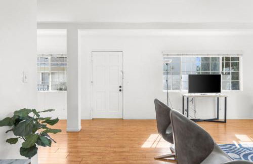 Modern Furnished 2 Bedroom in West LA - Foto 32