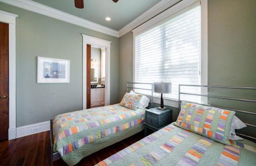 814 Carolina - Custom Private Home -Pool, Roof Top Deck - Foto 42