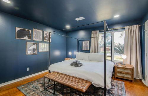 4-BD Mid-Modern Century with Firepit & Playground - Foto 16