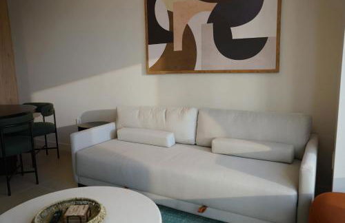 Stylish Minimalist 1BR in The Crosby - Foto 3