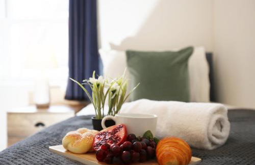 North Road By N And N Stays, perfect for contractor and corporate stays, Long Stays welcome, Free on street parking, WIFI, Near Gloucester Road - Foto 25